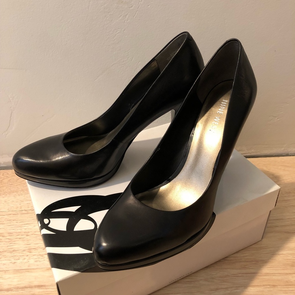 Nine West Rocha Heels